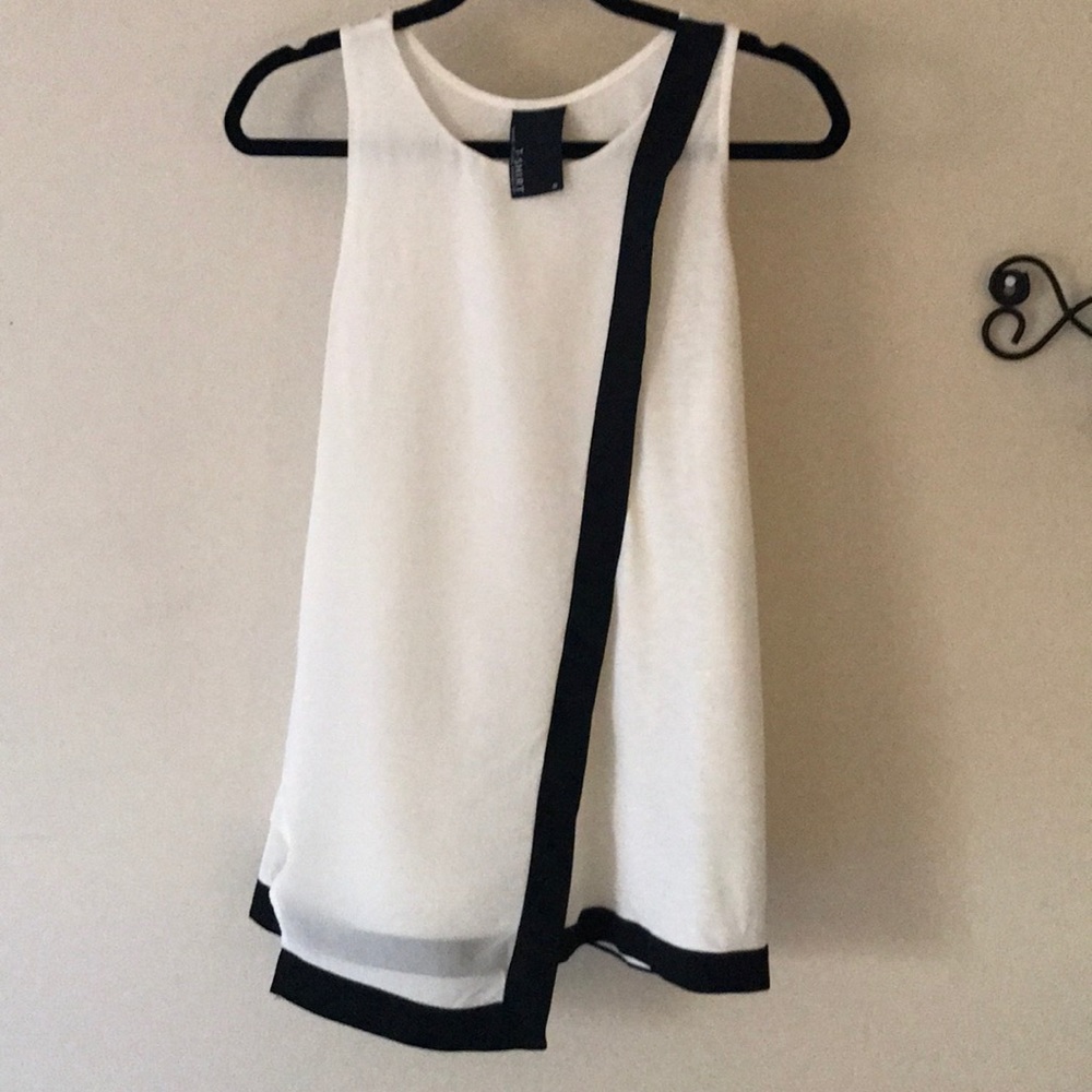 Dolan LA sleeveless layered tunic. NEVER WORN!